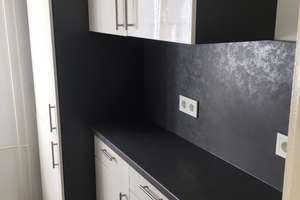 Renovierte 1-Zimmer-Single-Wohnung mit Einbauküche ab sofort frei