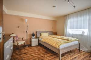 Laurensberg!
Liebevoll gepflegtes Einfamilienhaus im bestem Wohnumfeld – Die vollständige Adresse der Immobilie erhältst du vom Anbieter., 52074 Laurensberg (Statistischer Bezirk), Aachen – Vorschaubild 23