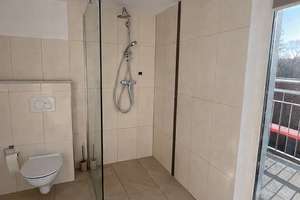 Penthouse-Traum: 3 Zimmer, umlaufende Dachterrasse & eigener Carport – Die vollständige Adresse der Immobilie erhältst du vom Anbieter., 22459 Schnelsen, Hamburg – Vorschaubild 19
