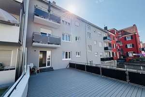 Lukratives Investment: Saniertes Wohn-/Geschäftshaus in der Fußgängerzone mit Ausbaureserve – Die vollständige Adresse der Immobilie erhältst du vom Anbieter., 78224 Singen (Hohentwiel) – Vorschaubild 2
