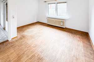 Attraktive Drei Zimmer Wohnung in zentraler Lage – Rendsburg-Eckernförde (Kreis) – Vorschaubild 3