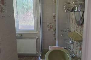 Property thumbnail 12