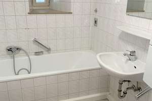 Helle 2,5  Zi-Whg in einem schönen Fachwerkhaus mit neuer EBK und AA (optional)  in Bad Wimpfen – Die vollständige Adresse der Immobilie erhältst du vom Anbieter., 74206 Bad Wimpfen – Vorschaubild 13