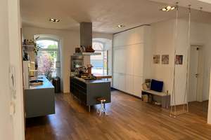 Wohnen mit Charakter: Großzügiges Loft in Aachen