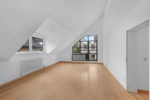 Freie 2,5 Zimmer-Wohnung in ruhiger, kleiner Wohnanlage – Die vollständige Adresse der Immobilie erhältst du vom Anbieter., 81825 Berg am Laim Ost, München – Vorschaubild 2