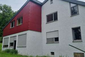Einzigartiges Haus - viele Nutzungsmöglichkeiten - top Kapitalanlage - mitten in der Natur – Die vollständige Adresse der Immobilie erhältst du vom Anbieter., 71229 Leonberg – Vorschaubild 2