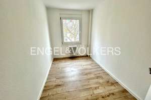 Wunderschöne 4 - Raumwohnung in Top Lage mit Einbauküche und Balkon – Fröbelstraße 134, 39110 Stadtfeld West, Magdeburg – Vorschaubild 6