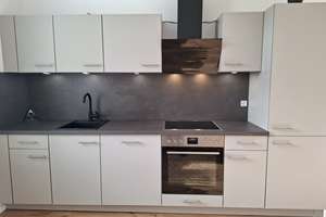 Helle 2-Zimmer Wohnung mit Balkon in Wuppertal-Oberbarmen – Die vollständige Adresse der Immobilie erhältst du vom Anbieter., 42277 Oberbarmen, Wuppertal – Vorschaubild 1