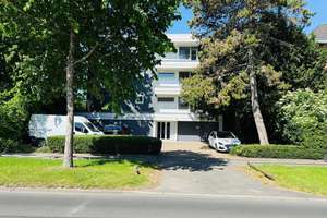 Exklusives zeitloses City-Studio mit Balkon in D-Mörsenbroich