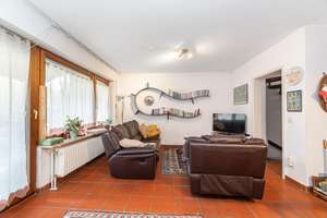 Reiheneckhaus in Ottobrunn – solide Kapitalanlage mit Entwicklungspotenzial in begehrter Lage – Die vollständige Adresse der Immobilie erhältst du vom Anbieter., 85521 Ottobrunn – Vorschaubild 3