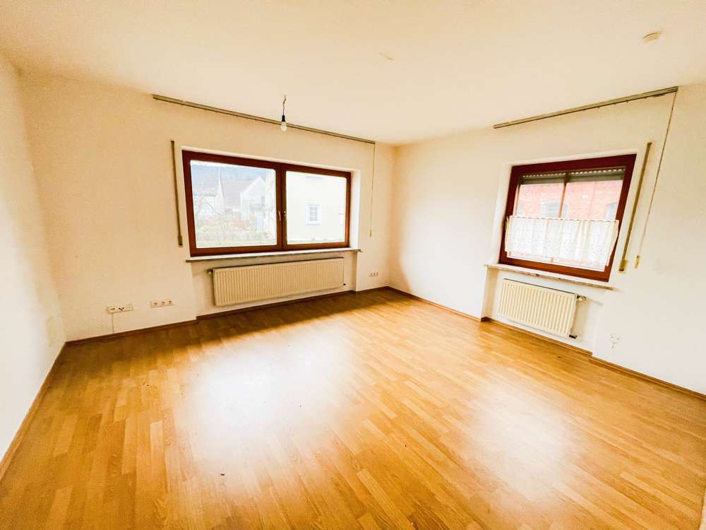 Immobilie in Rödental - Gepflegtes Zweifamilienhaus in Rödental zu verkaufen! - Bild 4