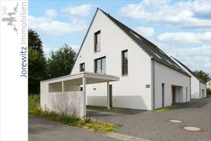 Bi-Senne: Moderne Neubau-Doppelhaushälfte (KfW-Effizienzhaus 55) mit Carport, Terrasse und Garten – Die vollständige Adresse der Immobilie erhältst du vom Anbieter., 33659 Senne, Bielefeld – Vorschaubild 2