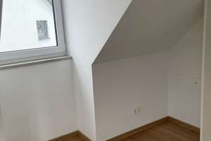 Letztes von 3 Reihenhäusern! Sichern Sie sich Ihr Traumhaus
Ankommen - Wohlfühlen - Zuhause sein - – Die vollständige Adresse der Immobilie erhältst du vom Anbieter., 82291 Mammendorf – Vorschaubild 25