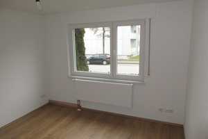3 Familienhaus mit Wintergärten, PV und Garage in bevorzugter Wohnlage von Rottweil – Rottweil (Kreis) – Vorschaubild 13