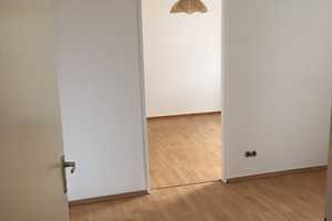 Möblierte 1-Zimmer Wohnung in Düsseldorf zu vermieten! – Vulkanstraße 28, 40227 Düsseldorf – Vorschaubild 4