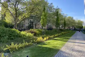 Property thumbnail 38