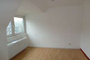 Charmante 2,5-Zimmer-Dachgeschosswohnung in attraktiver Lage von Gelsenkirchen-Buer – Mühlenstr 120, 45896 Hassel, Gelsenkirchen – Vorschaubild 7