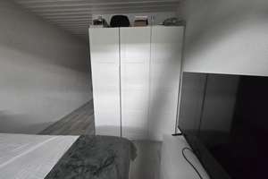 Möblierte DG-Wohnung in zentraler Lage - Düsseldorf – Vulkanstraße 26-28, 40227 Oberbilk, Düsseldorf – Vorschaubild 5