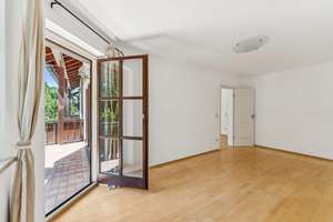 Seltenheitswert: Perfekter Grundriss trifft auf idyllischen Blick ins Grüne & 400 m² Gemeinschaft... – Die vollständige Adresse der Immobilie erhältst du vom Anbieter., 81827 Waldtrudering, München – Vorschaubild 8