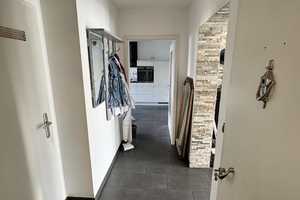 Helle Wohnung mit Balkon & Einbauküche – Köln – Vorschaubild 8