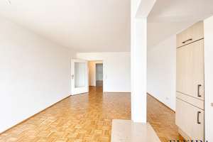 ELVIRA - Moosach, lichtdurchflutete Dachgeschosswohnung mit Südost-Loggia in begehrter Lage – Die vollständige Adresse der Immobilie erhältst du vom Anbieter., 80993 Alt-Moosach, München – Vorschaubild 7