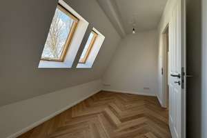 PROVISIONSFREI ! FREIE, SEHR HELLE GROSSZÜGIGE DACHGESCHOSS-WHG. M. TERRASSEN WEITBLICK, LIFT – Bernhard-Lichtenberg-Str. 2, 10405 Prenzlauer Berg, Berlin – Vorschaubild 12