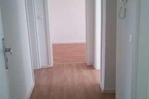 Wohnung in ruhiger Wohnlage mit großer Grünfläche – Birkenweg 6, 6184 Kabelsketal – Vorschaubild 4