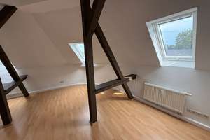 Tolle 7-Raum-DG-Wohnung mit Balkon in Chemnitz-Kappel – Steinstr. 6, 9116 Kappel, Chemnitz – Vorschaubild 11