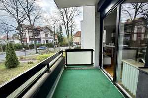 Lichtdurchflutete 2 Zimmer Wohnung mit Balkon in ruhiger Lage von Berlin-Lichterfelde – Die vollständige Adresse der Immobilie erhältst du vom Anbieter., 12209 Lichterfelde, Berlin – Vorschaubild 8