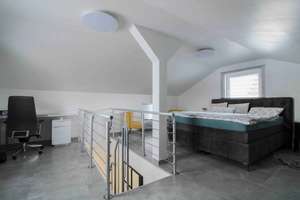 Modernisiertes Zweifamilienhaus mit bewohnbarem Nebengebäude & Baugrundstück in Staffelbach – Die vollständige Adresse der Immobilie erhältst du vom Anbieter., 96173 Oberhaid – Vorschaubild 19