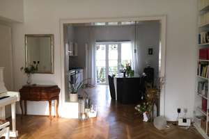 In Essen-Bredeney hochwertige Wohnung mit Balkon im Grünen zu vermieten