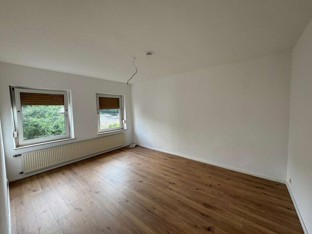 Immobilie in Viersen - Top Kapitalanlage im Herzen von Viersen! 6-Parteienhaus mit idealem Wohnungsmix! - Bild 2