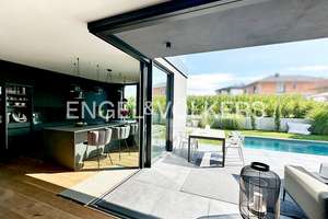 Nähe Limburg: Exklusive und energieeffiziente Neubau-Villa mit Pool – Die vollständige Adresse der Immobilie erhältst du vom Anbieter., 65549 Limburg an der Lahn – Vorschaubild 2