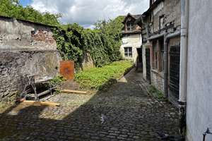 Charmantes Wohn- und Geschäftshaus mit sonnigem, blickgeschützten Innenhof und Nebengebäuden (Opt – Die vollständige Adresse der Immobilie erhältst du vom Anbieter., 97437 Wonfurt – Vorschaubild 6