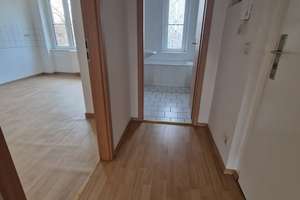 Zwei Zimmer zum wohlfühlen - Tageslichtbad inklusive! – Zuckerbusch 4, 39114 Cracau, Magdeburg – Vorschaubild 2