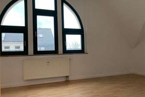 2-Zi-Whg. | Balkon | EBK | Dachboden – Tschaikowskistraße 64, 9130 Sonnenberg, Chemnitz – Vorschaubild 3