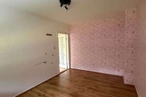 Zweifamilienhaus mit Garten & Wintergarten – Sanierungsobjekt mit Potenzial in Bremen! – Georg-Droste-Straße 69, 28201 Huckelriede, Bremen – Vorschaubild 5