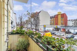 IMMOBERLIN.DE - Sehr charmante Altbauwohnung mit Südbalkon & Lift in Toplage – Die vollständige Adresse der Immobilie erhältst du vom Anbieter., 12051 Neukölln (Ortsteil), Berlin – Vorschaubild 3
