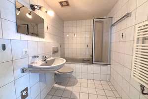 Sofort freie 2-Zimmer-Eigentumswohnung mit verglaster Südloggia in sehr gefragter Lage! – Die vollständige Adresse der Immobilie erhältst du vom Anbieter., 70567 Möhringen-Süd, Stuttgart – Vorschaubild 12