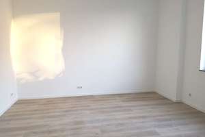 Neuwertig & großzügig – 5 Zimmer mit Terrasse | Ideal für Paare, Homeoffice & Familien – 40599 Reisholz, Düsseldorf – Vorschaubild 16