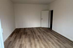 Sanierte Altbau Perle mit großer Terrasse und Parkblick – Die vollständige Adresse der Immobilie erhältst du vom Anbieter., 40545 Oberkassel, Düsseldorf – Vorschaubild 9