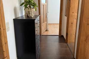 Helle 3-Zimmer Wohnung mit Balkon im 3. OG in Augsburg-Innenstadt – Die vollständige Adresse der Immobilie erhältst du vom Anbieter., 86153 Am Schäfflerbach, Augsburg – Vorschaubild 1