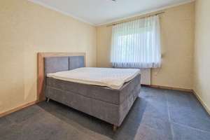 Wohnen auf einer Ebene – gepflegter Bungalow mit Westgarten, überdachter Terrasse & flexiblem Grundr – Die vollständige Adresse der Immobilie erhältst du vom Anbieter., 25582 Hohenaspe – Vorschaubild 6