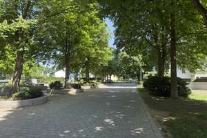HÜBSCHES ZUHAUSE! Helle, ruhig gelegene 3-Zimmer-Wohnung mit Loggia, Swimmingpool auf dem Dach! – Breslauer Straße 18, 89231 Neu-Ulm – Vorschaubild 15