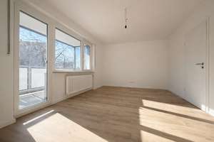 7465 - Erstbezug nach Sanierung! 3-Zimmerwohnung mit Balkon und Garage (optional)! – Die vollständige Adresse der Immobilie erhältst du vom Anbieter., 76185 Grünwinkel, Karlsruhe – Vorschaubild 2