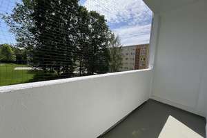 3-Raum-Familienwohnung sucht Sie ... SpielPLATZ im Innenhof – Yorckstraße 34b, 9130 Yorckgebiet, Chemnitz – Vorschaubild 4