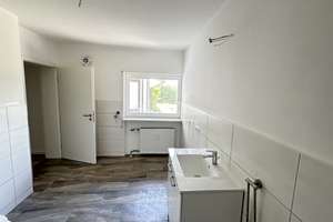 Große 4-Zimmer-Wohnung mit eigenem Eingang, Balkon, überdachter Terrasse, Grillplatz & Garage – Die vollständige Adresse der Immobilie erhältst du vom Anbieter., 85080 Gaimersheim – Vorschaubild 25