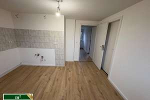 Schöne helle und renovierte 2 Zimmer Dachgeschosswohnung in Radevormwald-Herbeck mit Stellplatz – Die vollständige Adresse der Immobilie erhältst du vom Anbieter., 42477 Radevormwald – Vorschaubild 5