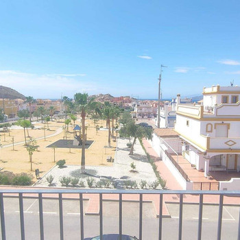 Reihenhaus mit 3 Schlafzimmern und großem Solarium, bezugsfertig in Calas del Pinar, San Juan de los