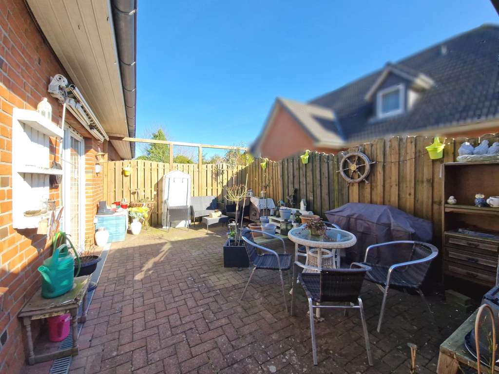 Immobilie in Jagel - Gepflegte sowie vermietete Doppelhaushälfte mit Carport und Terrasse in ruhiger Lage  - Bild 3